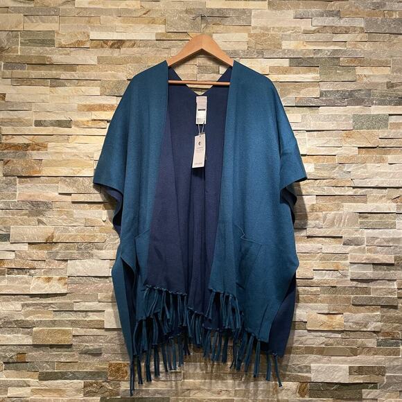 Chico’s Reversible Blue Fringe Wrap Sweater | S/M Cozy Fall Layer Poncho NWT - Picture 2 of 4